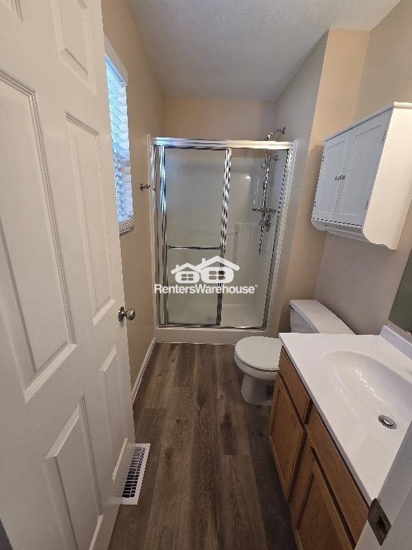 Building Photo - 2 Spring Hill Cir