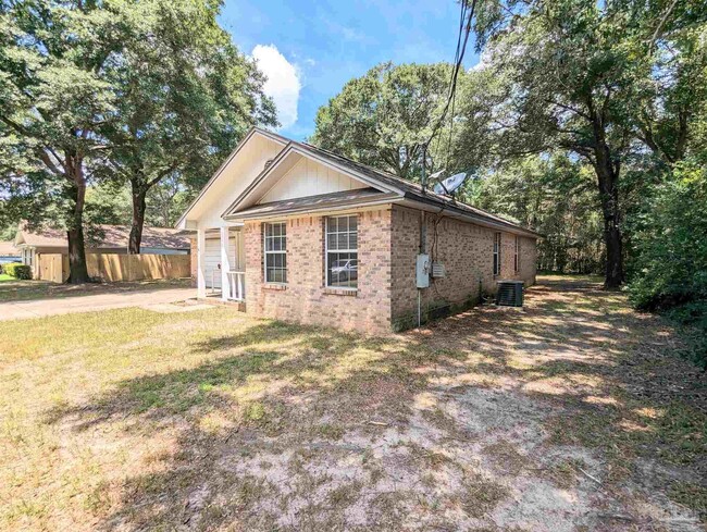 Building Photo - 6556 Bass Ln