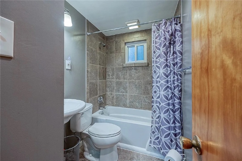 Building Photo - 1425 Willoughby St