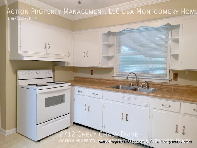 Building Photo - 2712 Chevy Chase Dr