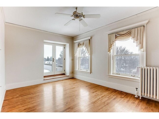 Building Photo - 808 Summit Ave