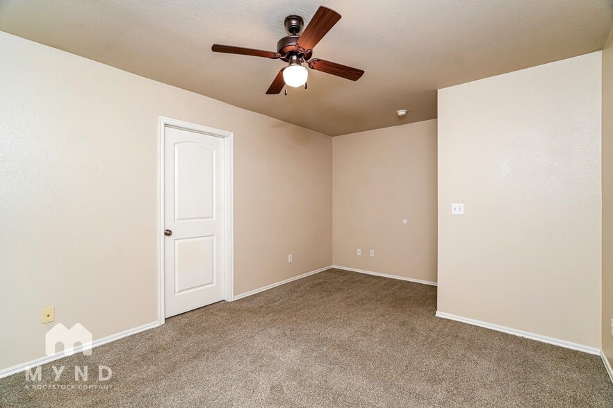 Building Photo - 14603 E 108th St N