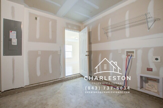 Building Photo - 183 Brittondale Rd