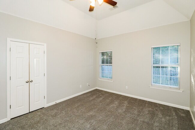 Building Photo - 3899 Neyland Valley Dr