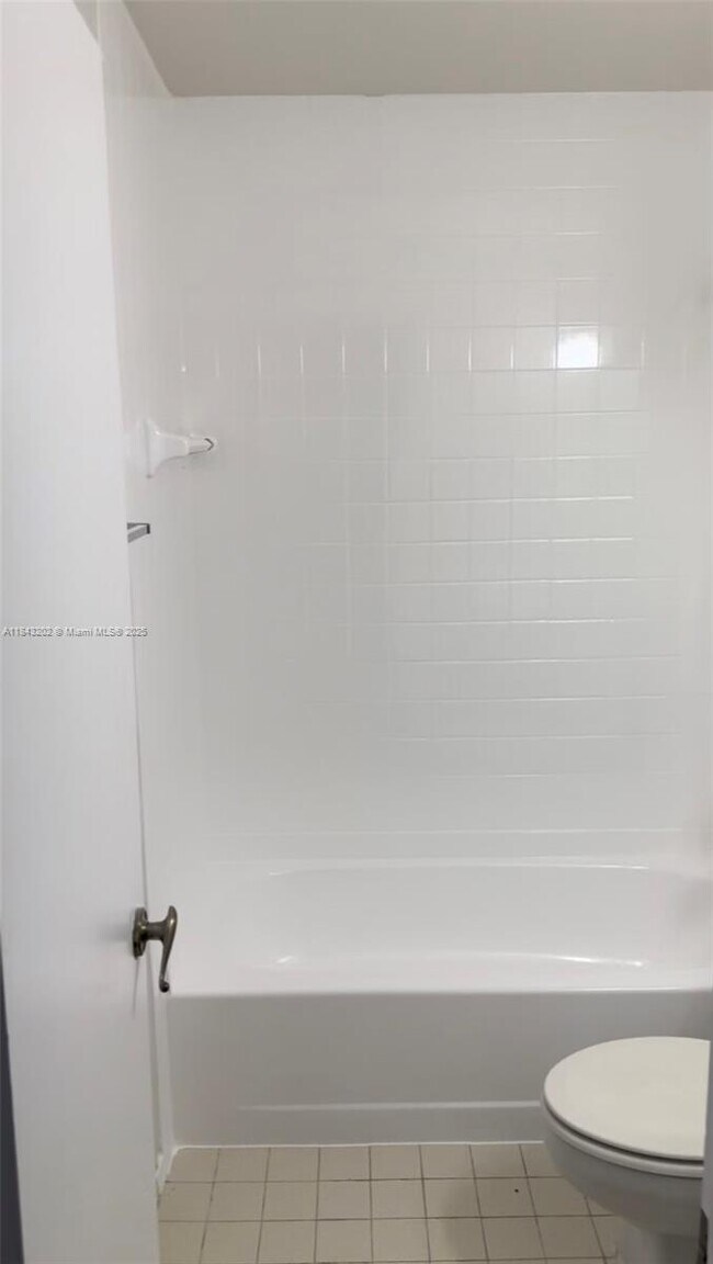 Building Photo - 7500 SW 153rd Ct