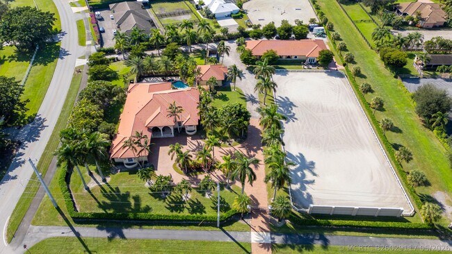 Building Photo - 14943 Paddock Dr