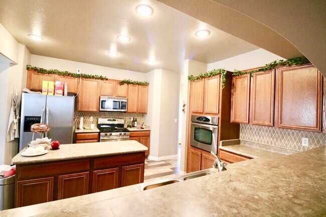 Building Photo - 12709 Tierra Lily Ct