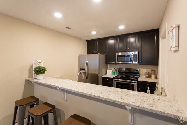 2BR, 2BA - 1100 SF - Walnut Valley Homes