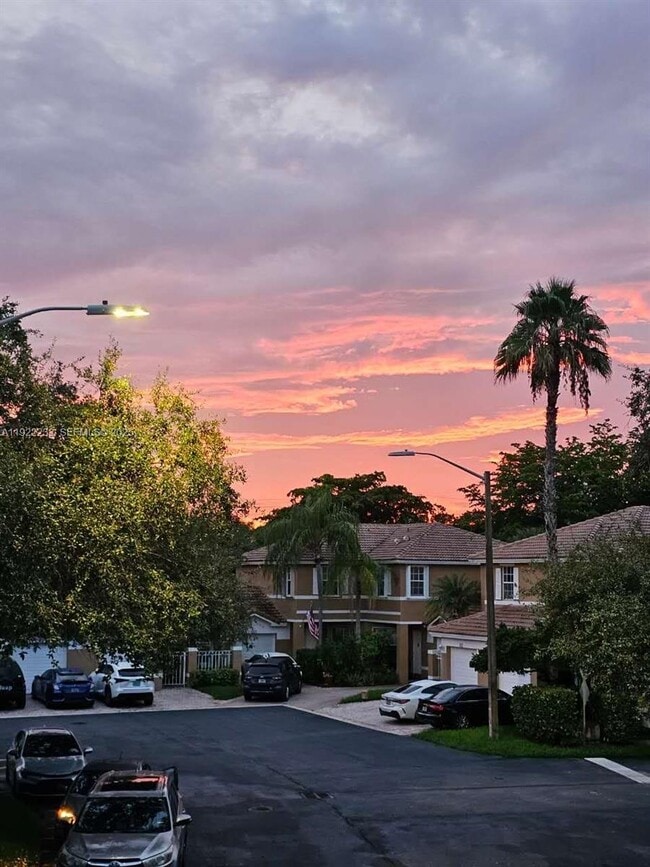 Building Photo - 2816 NW 99th Terrace