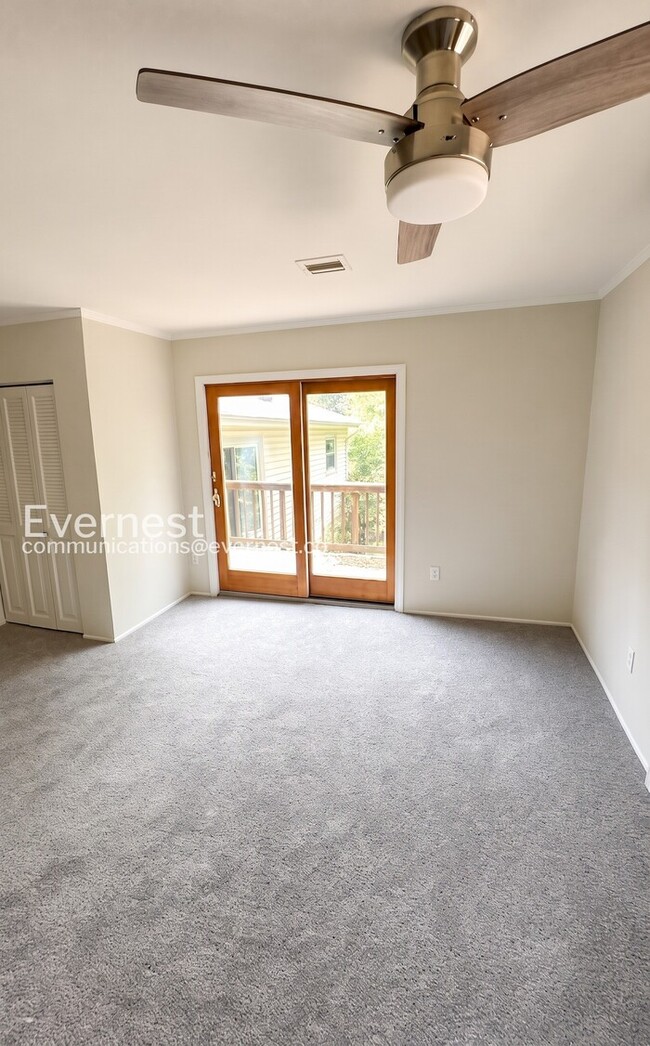 Building Photo - 4508 Hawk Ct