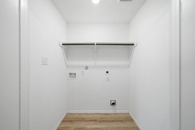 Building Photo - 26726 Wilderye Cv Ln