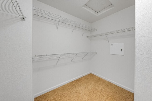 Building Photo - 3BR/3BA Folsom Condo with Fireplace + 2 Car Garage