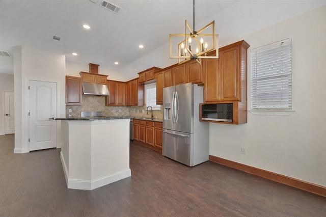 Building Photo - 5828 Caballo St