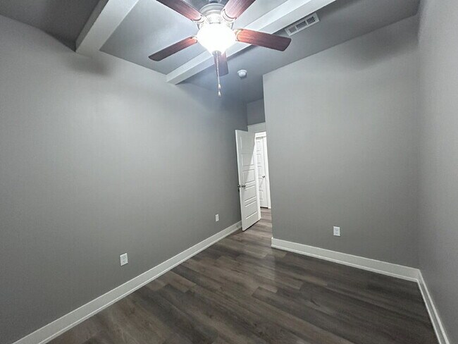 Building Photo - 2602 N Ward Dr