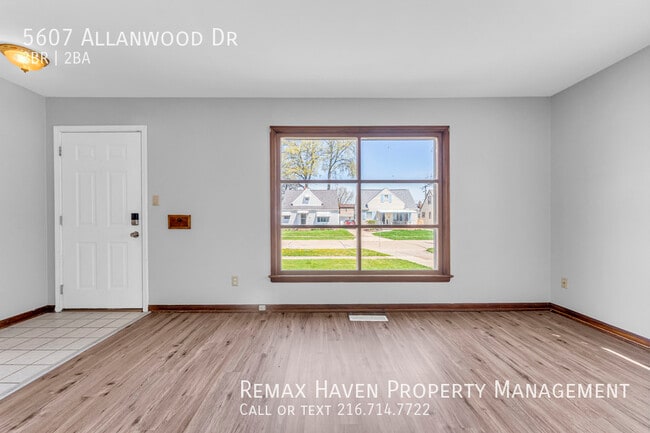 Building Photo - 5607 Allanwood Dr