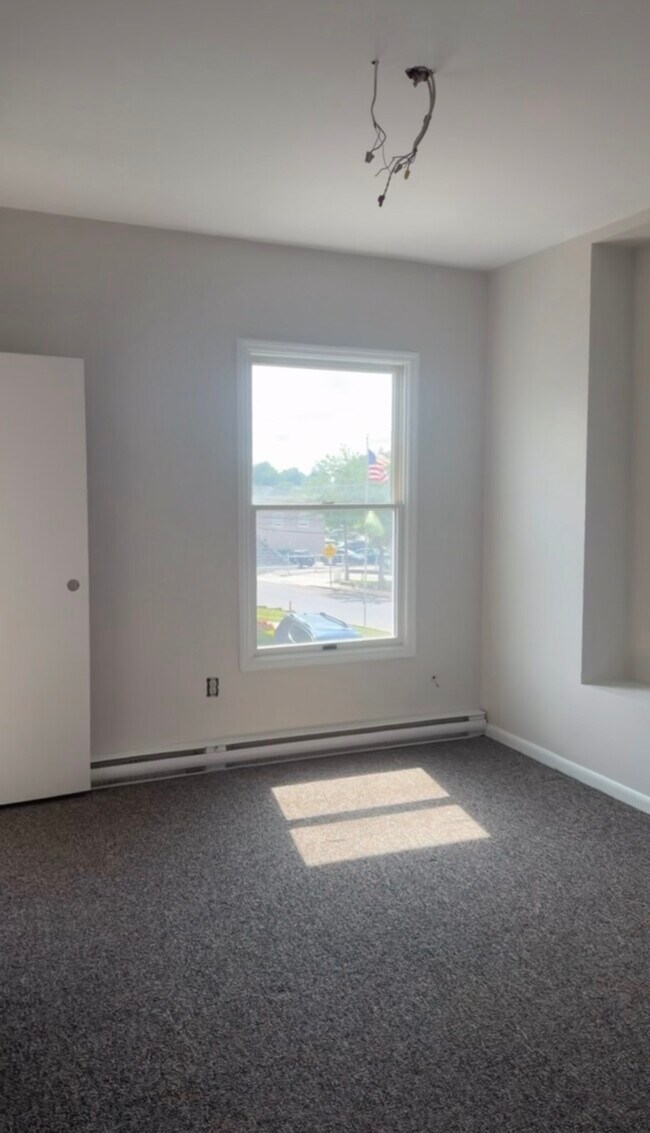 Building Photo - Parker Ave,LLC