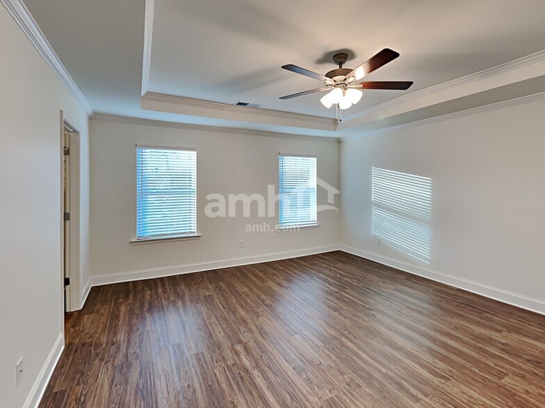 Building Photo - 155 Twin River Dr