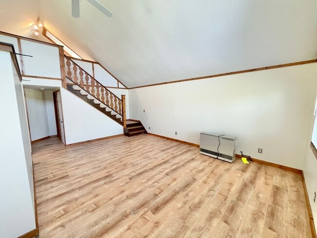 Building Photo - 3723 Shelburne Rd