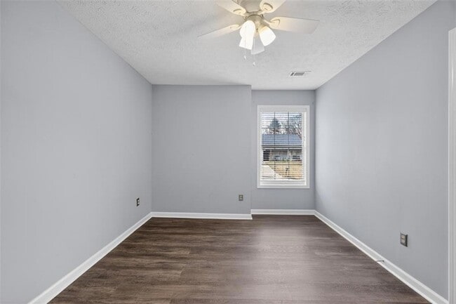 Building Photo - 5205 Maltdie Ct NE