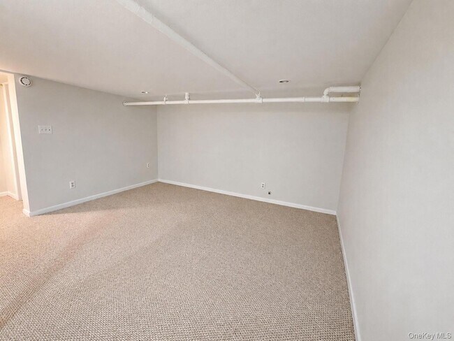 Building Photo - 432 Beach Ave