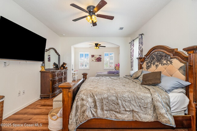 Building Photo - 4109 Alligator Flag Cir