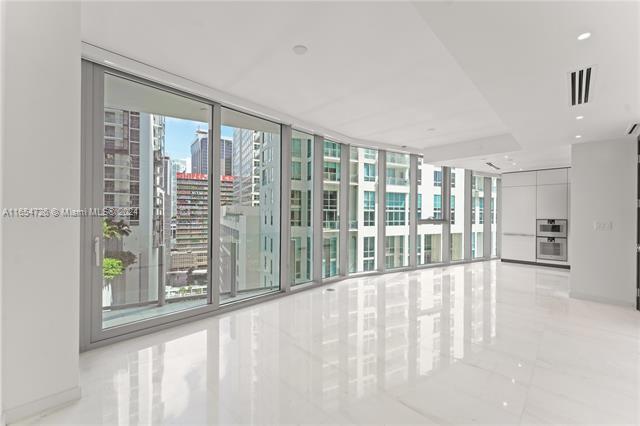 Building Photo - 300 Biscayne Boulevard Way