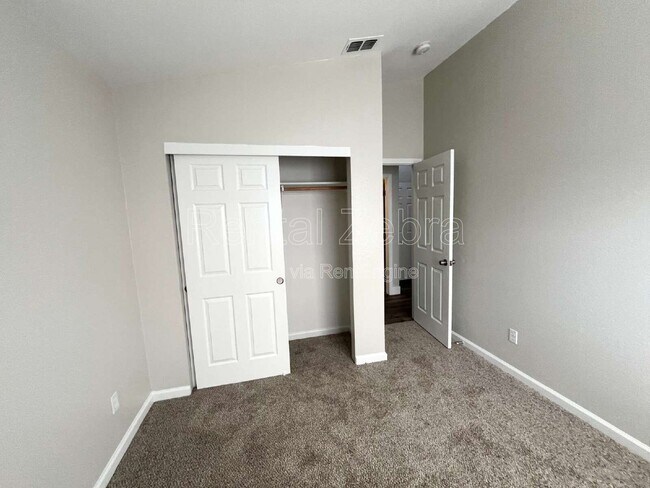 Building Photo - 1209 Duck Blind Cir