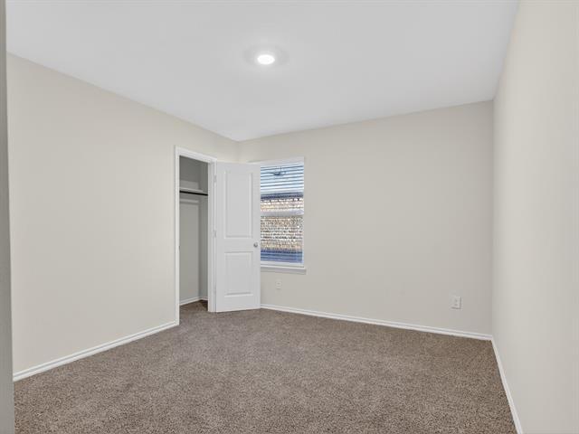 Building Photo - 3325 Stanley St