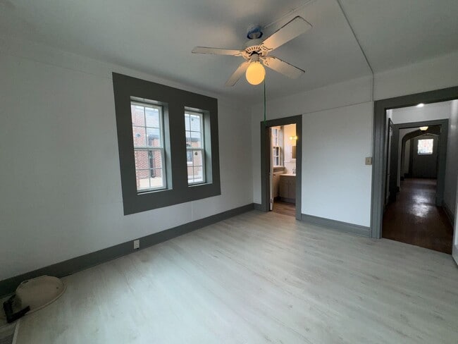 Building Photo - 1024 Quintard Ave