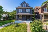 Building Photo - 871 Hutchins Ave