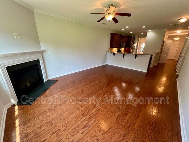 Building Photo - 53 Barnwood Cir