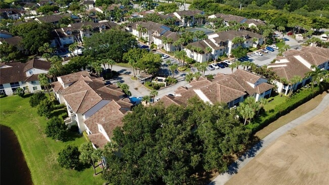 Building Photo - 13204 Glenmoor Dr