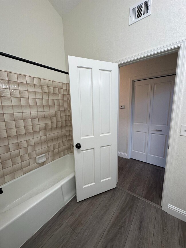 Building Photo - 6201 N West Ave