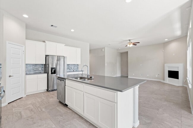 Building Photo - 410 Richfish Run Drive