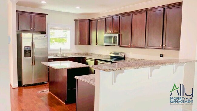 Building Photo - 2306 Whittington Dr
