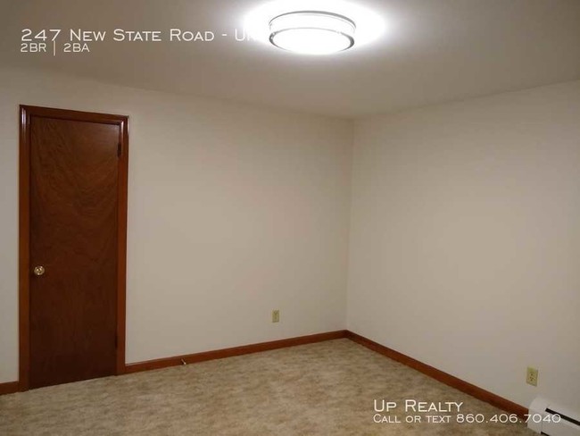 Building Photo - 247 New State Rd