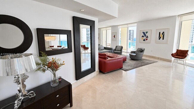 Building Photo - 150 Sunny Isles Blvd