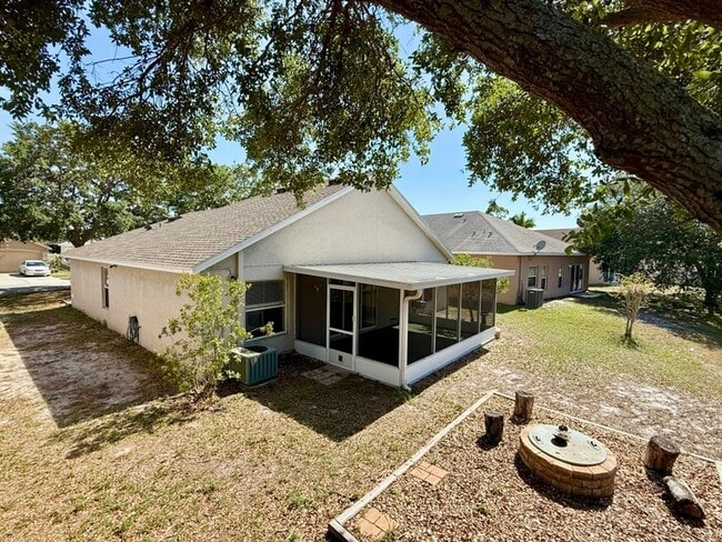 Building Photo - 9620 Cypress Harbor Dr