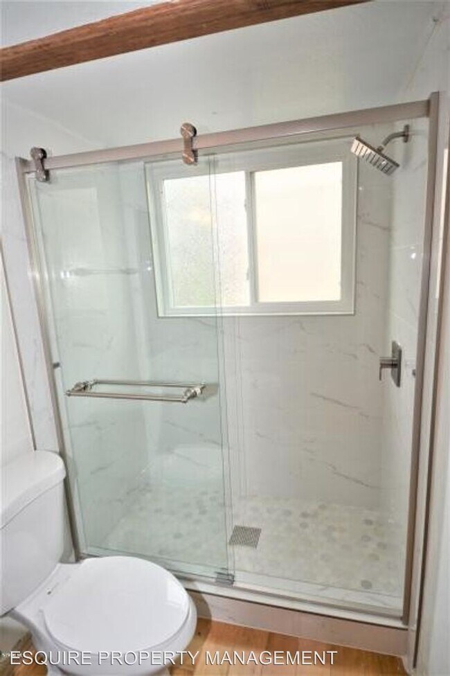 Building Photo - 3 br, 3 bath House - 300 MELROSE DRIVE