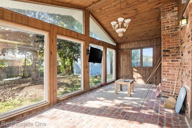 Building Photo - 1954 Atlas Ct