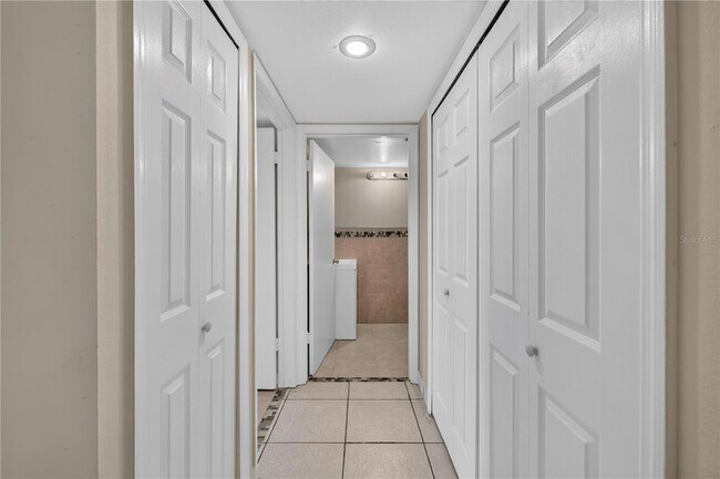 Building Photo - 13829 Timberland Dr