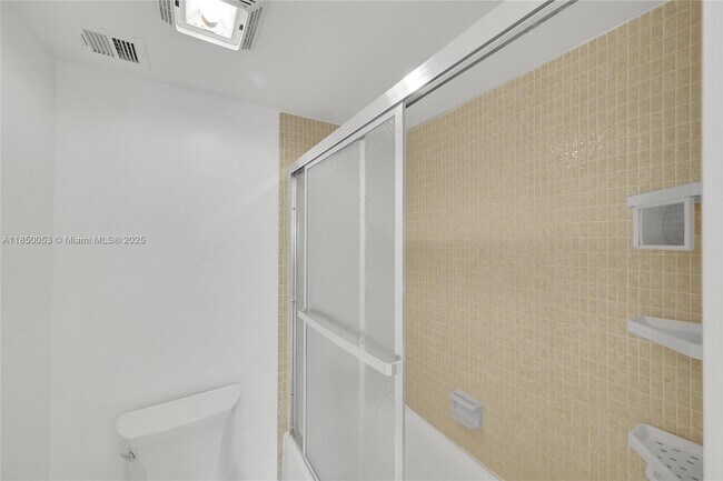 Building Photo - 5555 N Ocean Blvd