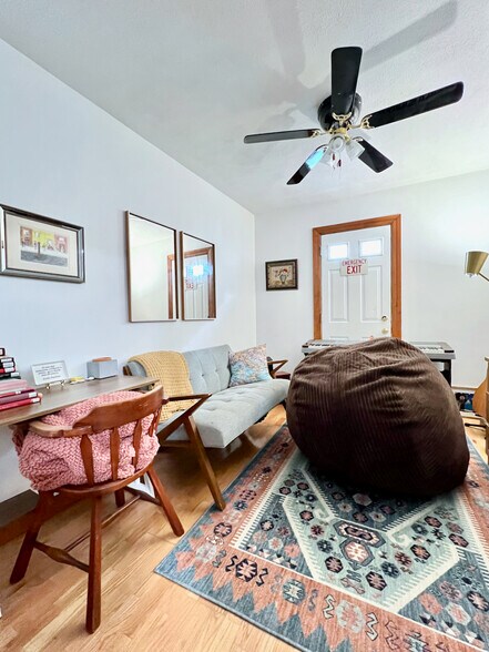 Primary Photo - 312 Washington St