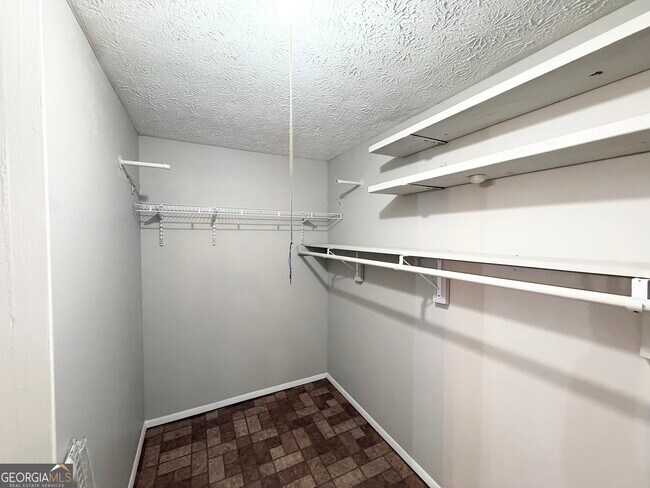 Building Photo - 4979 Stone Trace