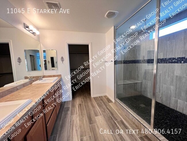 Building Photo - 11045 East Starkey Avenue