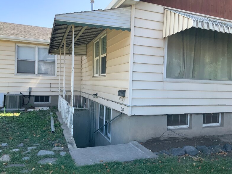 Building Photo - 353 Lawton St