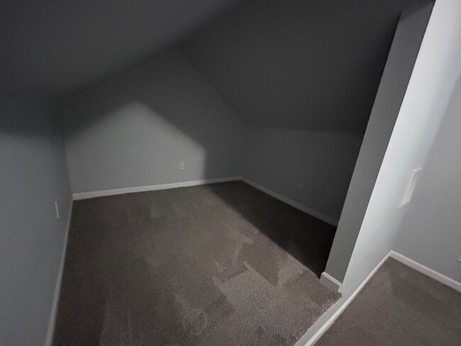 Building Photo - 2757 Dekalb St