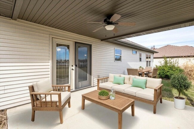 Building Photo - 6680 American Setter Dr