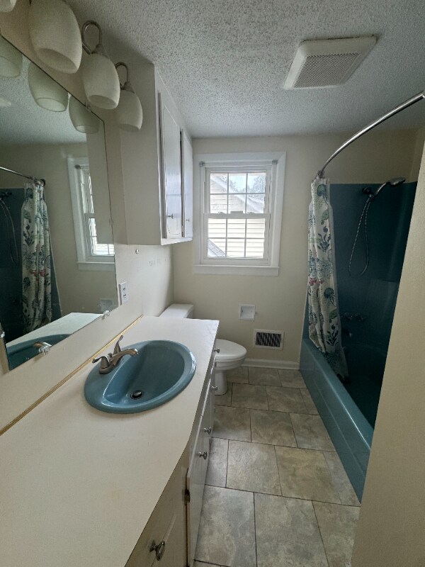 Building Photo - 5021 Speedway Rd