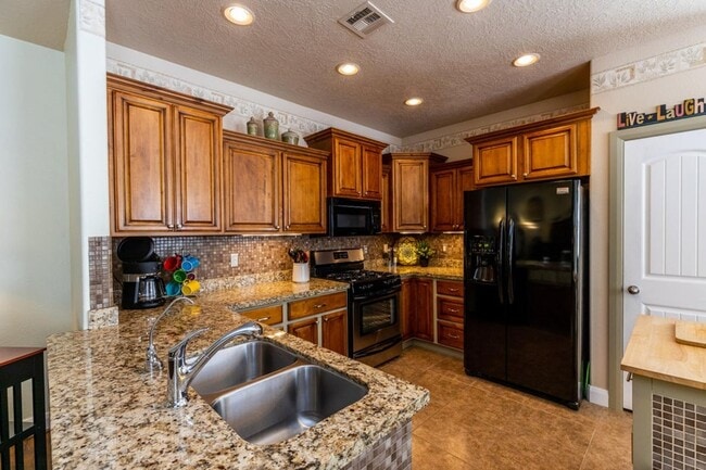 Building Photo - Beautiful 3 bed 2 bath Home!